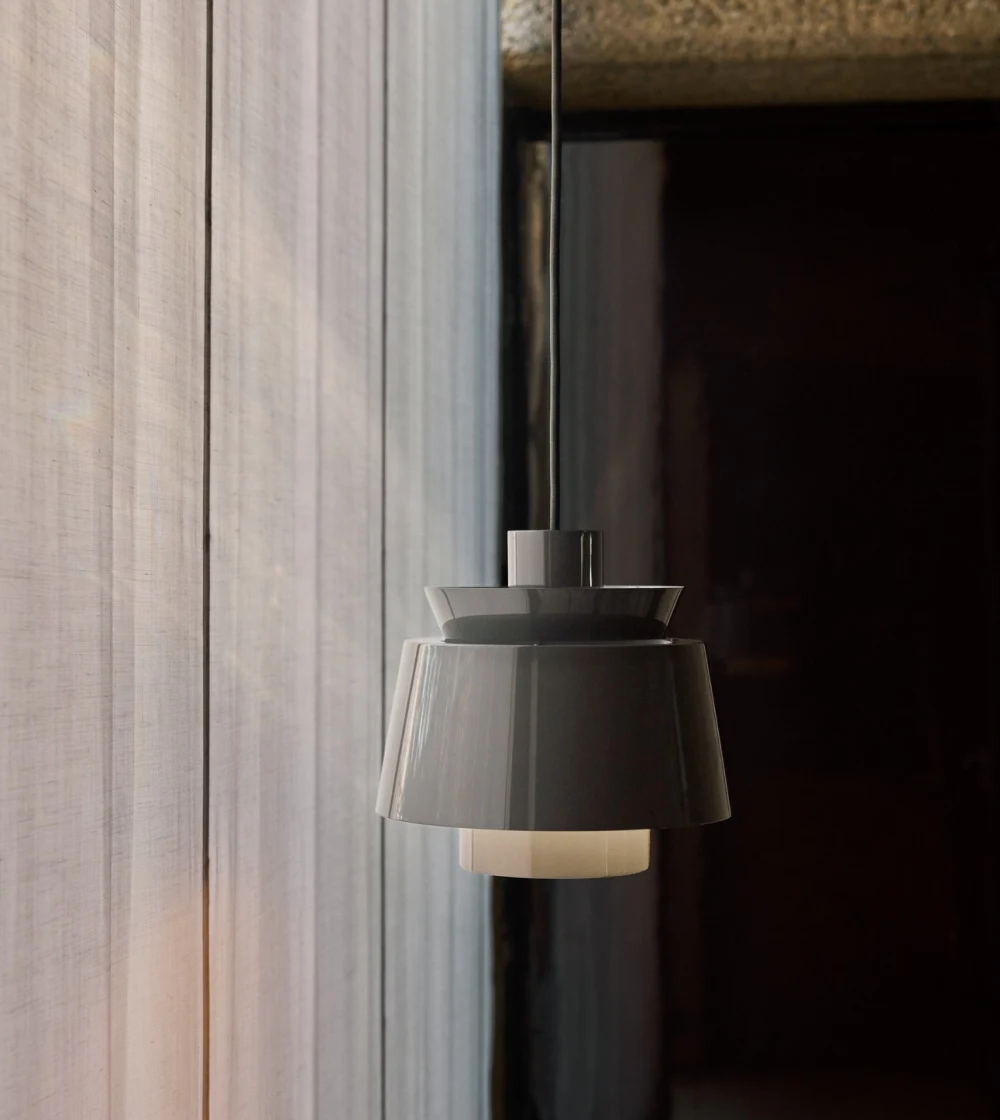lámpara de techo de diseño Utzon color gris oscuro