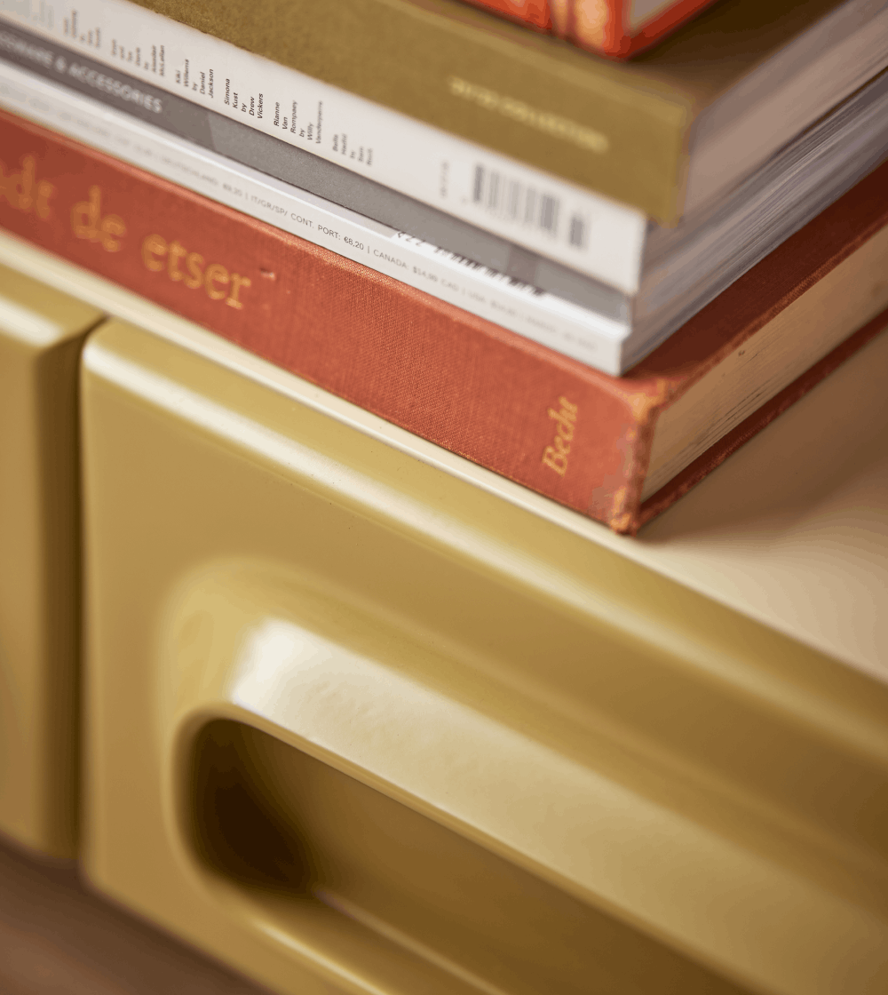 cajonera mueble bajo space lowboard de hkliving estilo retro