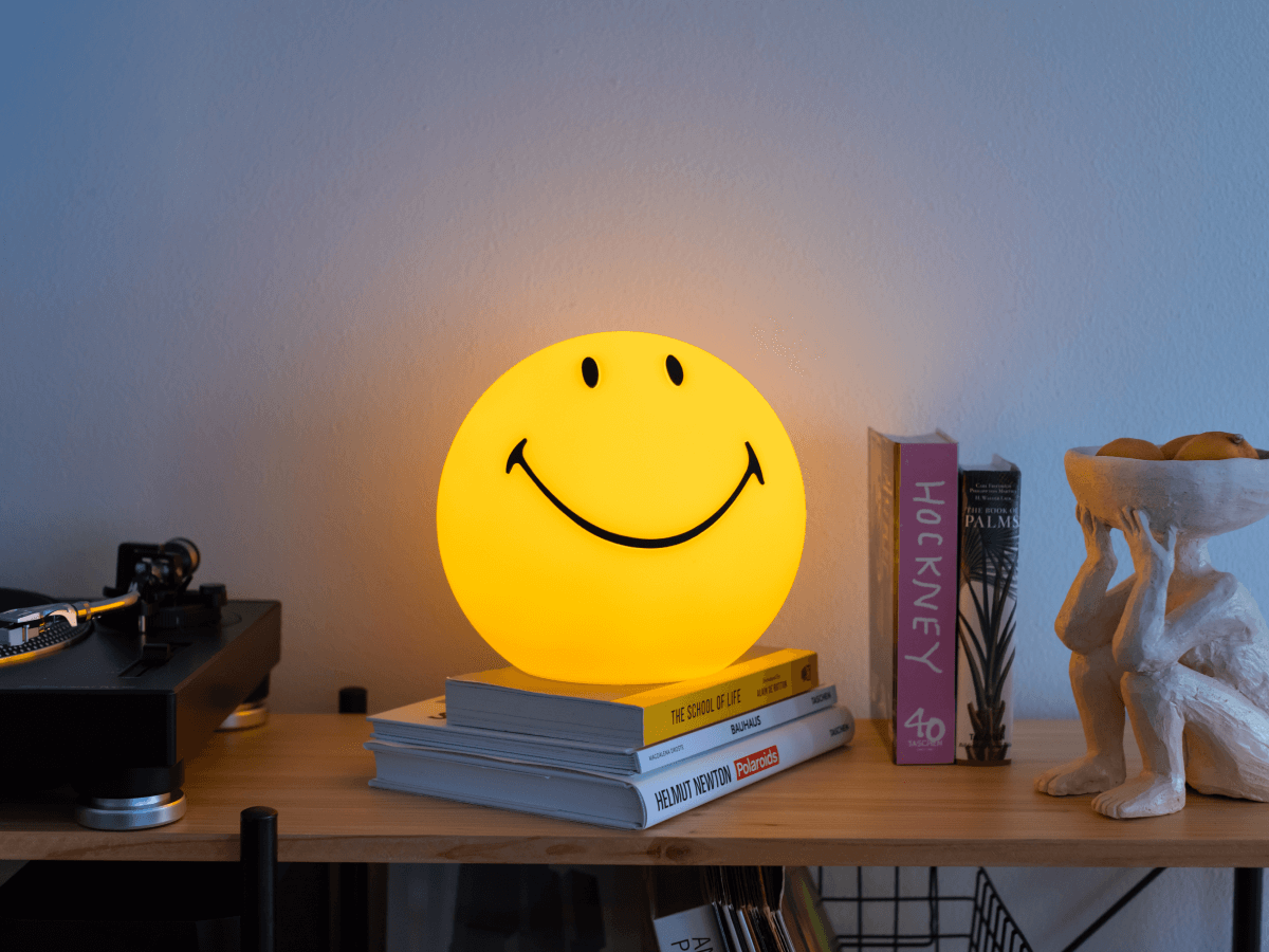 Genunine_lampara-smiley-iluminacion