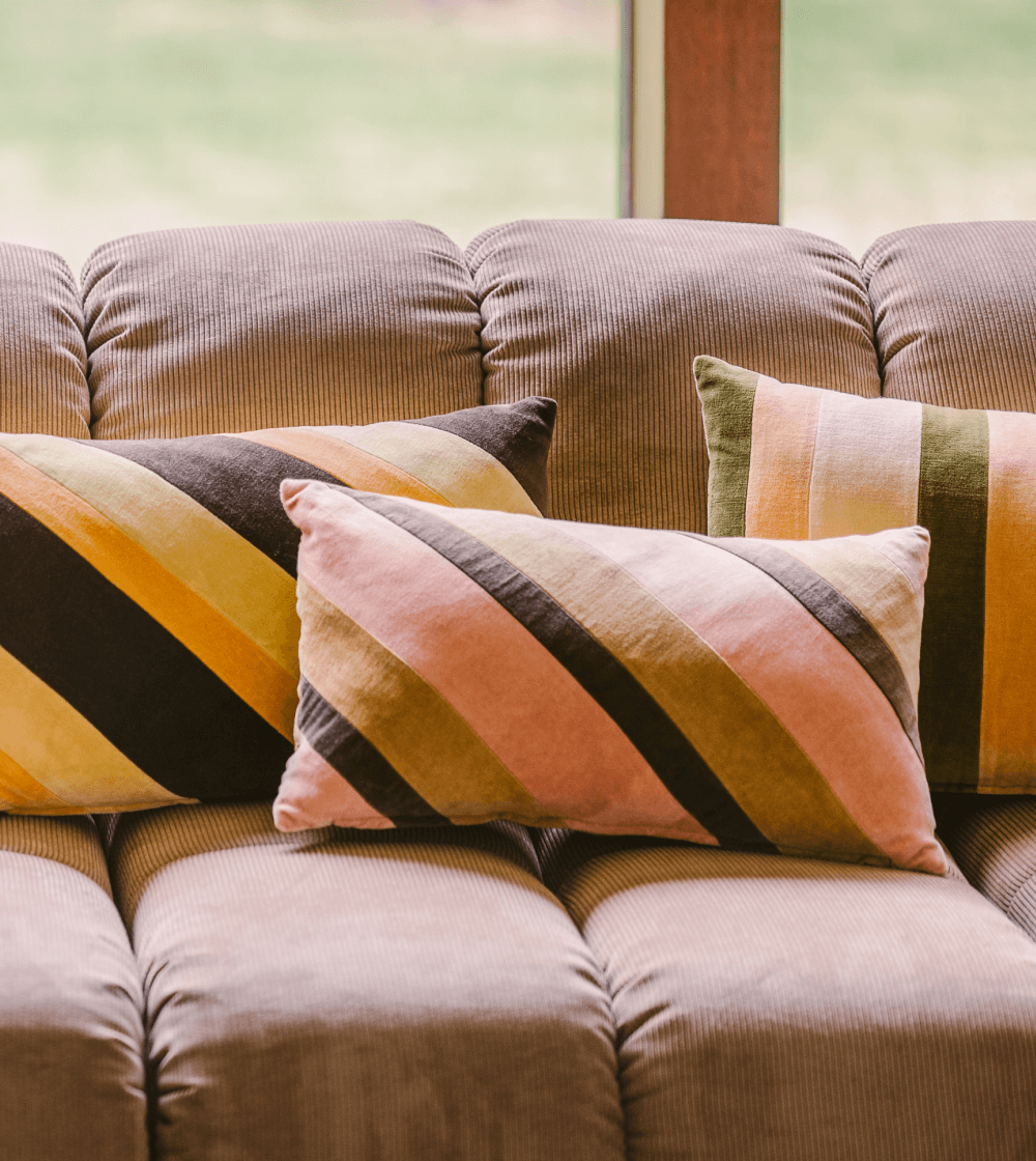Cojín Striped Velvet Sunkissed 50x30 - Imagen 2