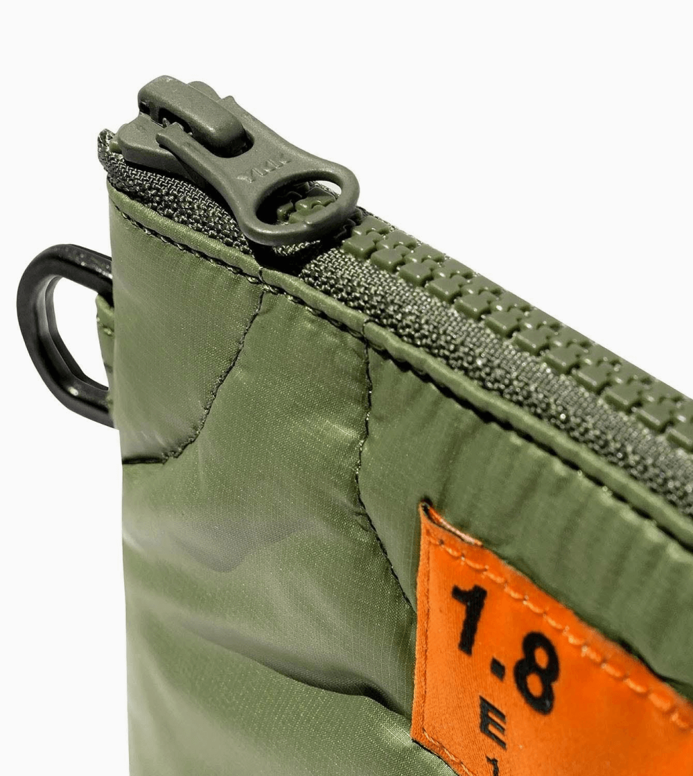 Pouch Quilted Flat S Olive - Imagen 6