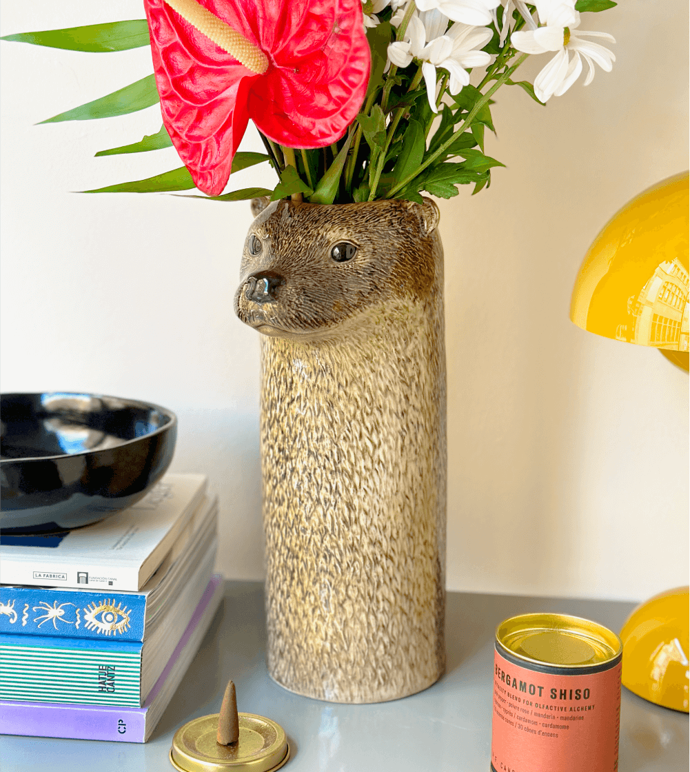Pet Buddies: Nutria Nuri Flower Vase - Imagen 3