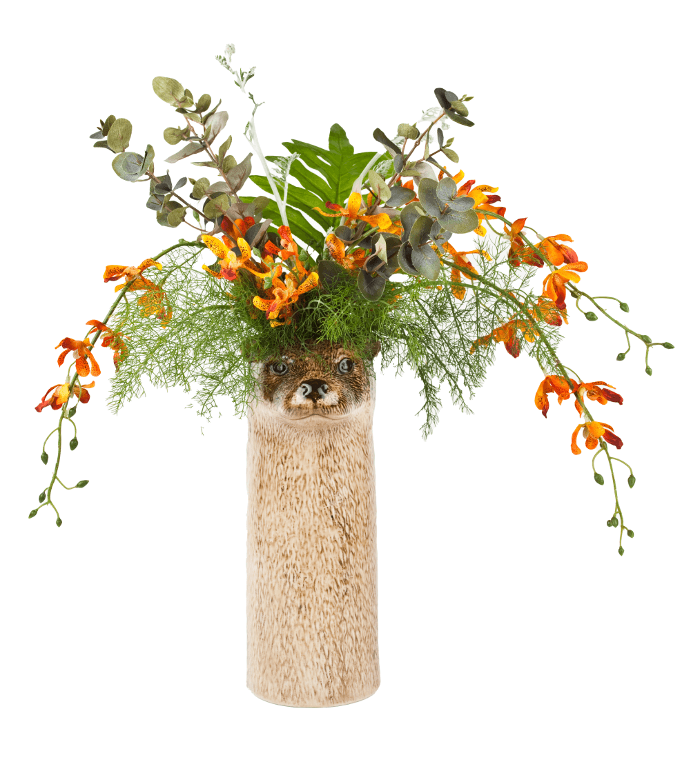 Pet Buddies: Nutria Nuri Flower Vase