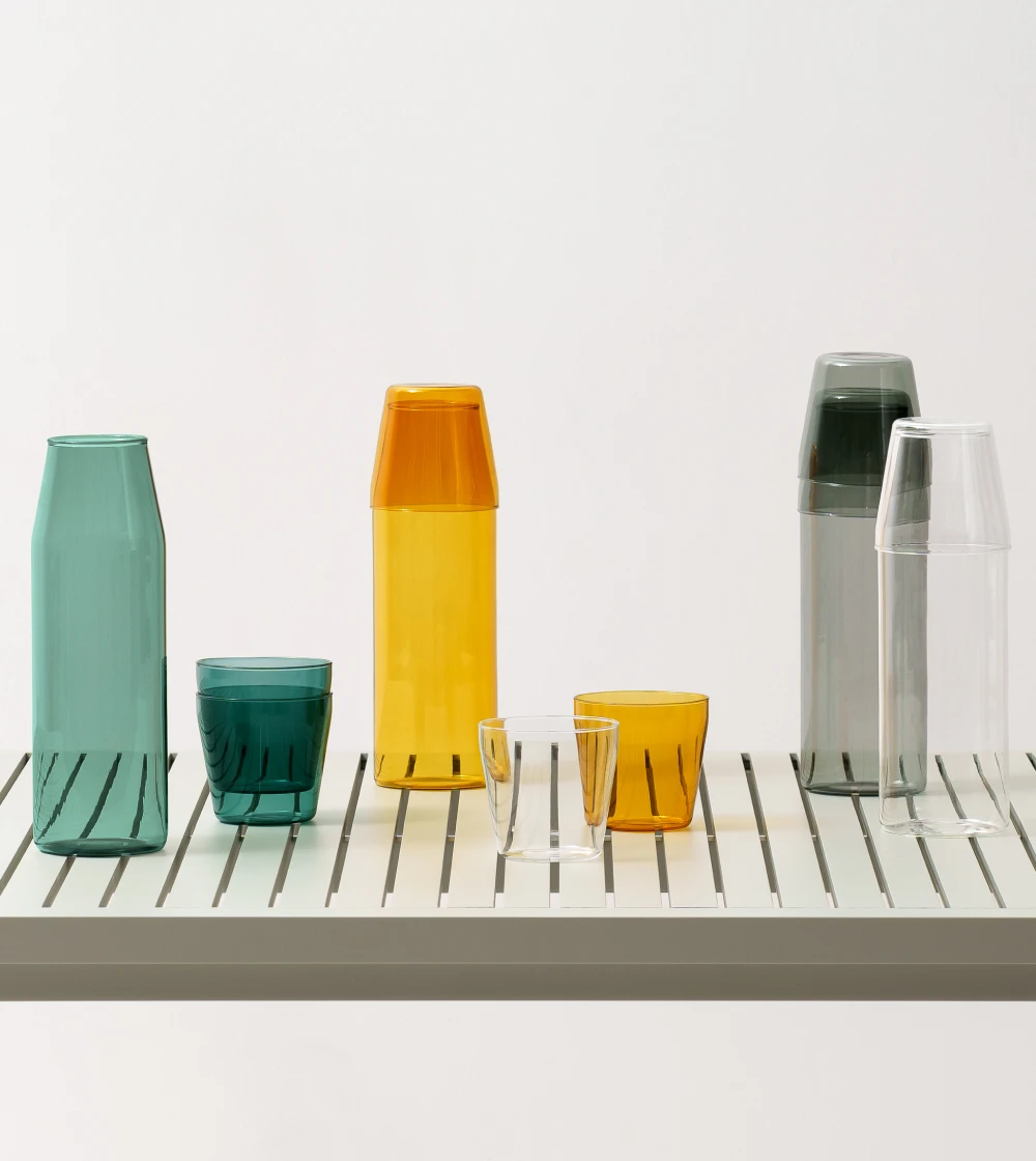 Set de jarra y vasos de cristal gris