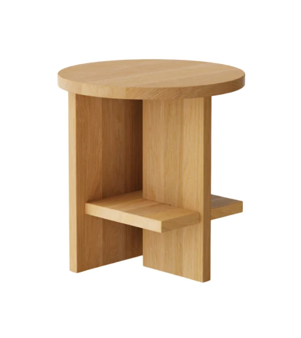 Mesa auxiliar de madera de roble.