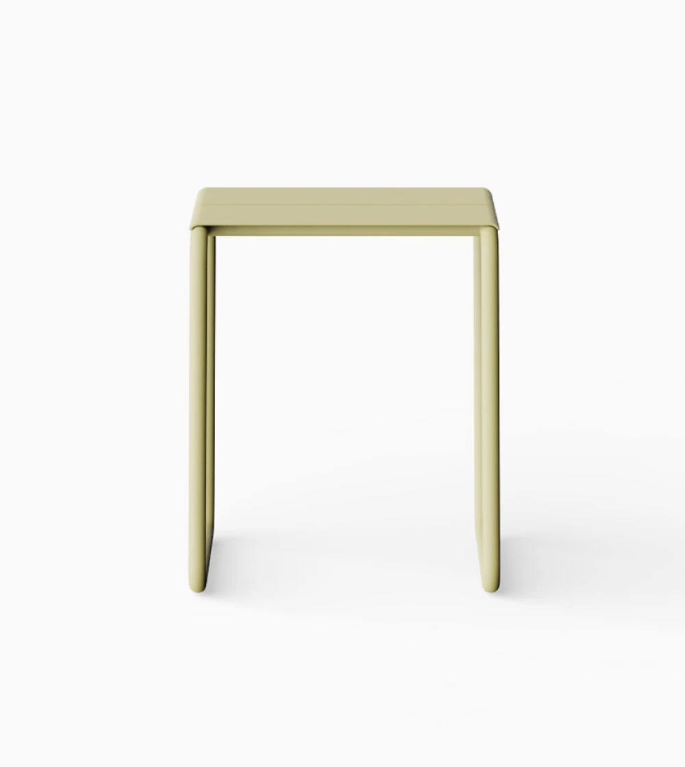 taburete para exterior amarillo