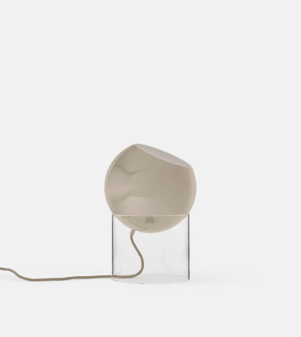 lámpara de diseño beige