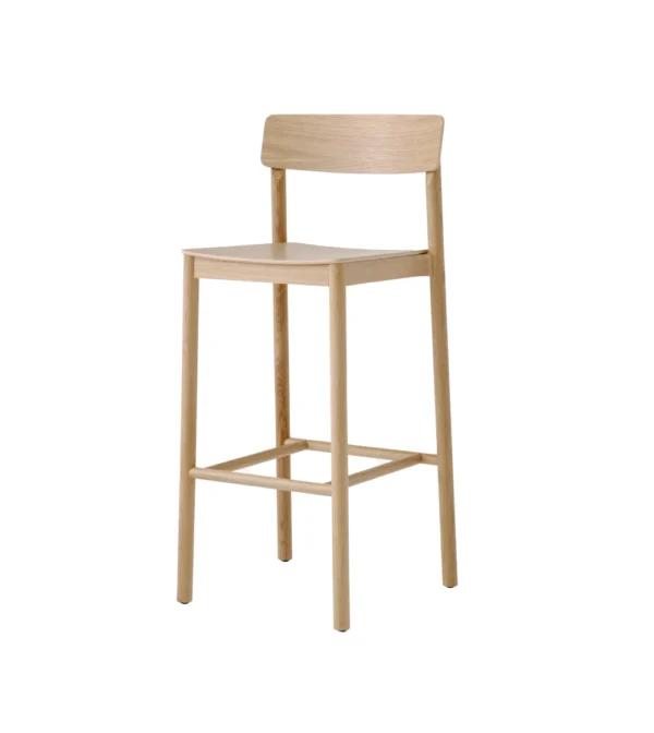 Taburete alto de madera clara