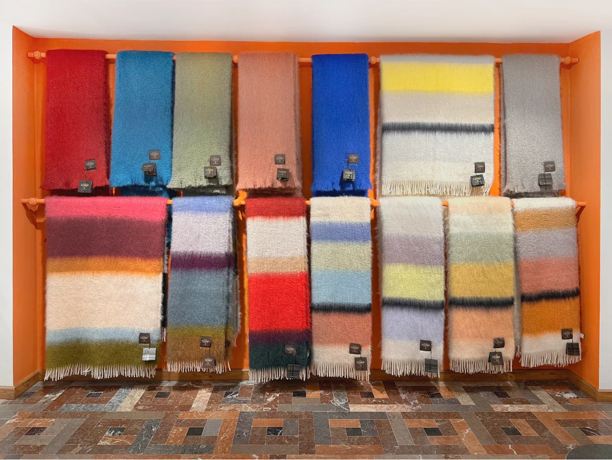 Genunine_mantas-ezcaray-hechas-en-españa-6 Manta de Mohair artesanal Mantas Ezcaray hechas en españa