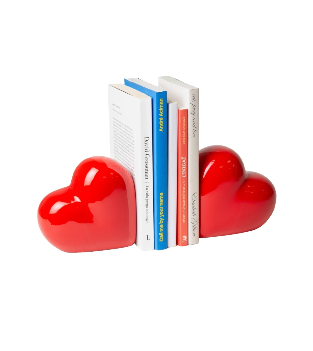 sujetalibros rojos con forma de corazón de doiy