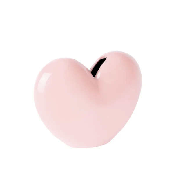 jarron con forma de corazon rosa