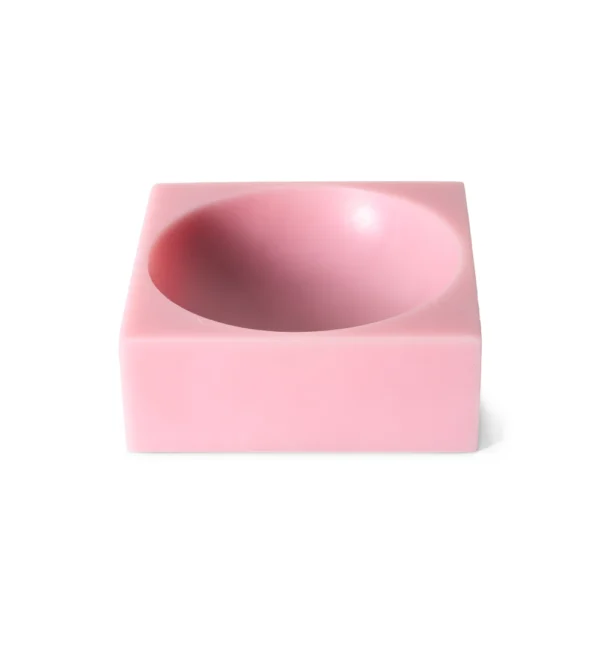 Cuenco decorativo rosa grande de HKLIVING en resina con diseño geométrico sobre mesa o estantería