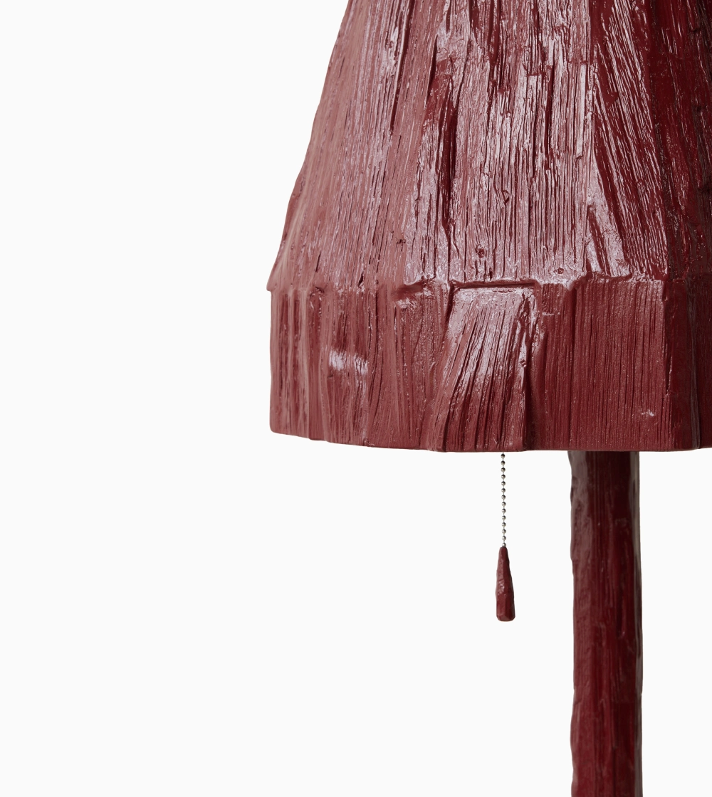 lámpara de pie contemporánea de madera color burdeos de hkliving