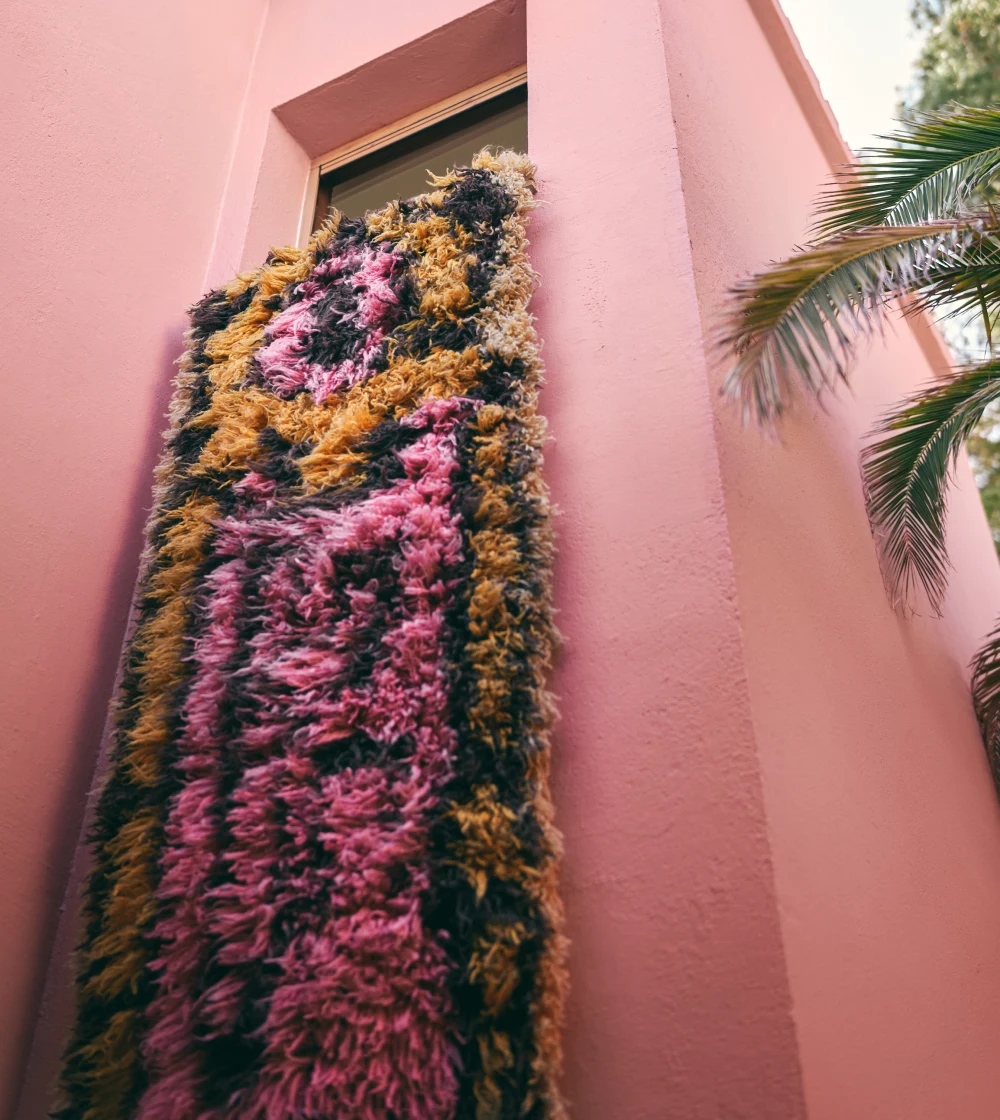 alfombra pasillera de HKLIVING con patrón en tonos cálidos y textura suave para pasillo, dormitorio o cocina.