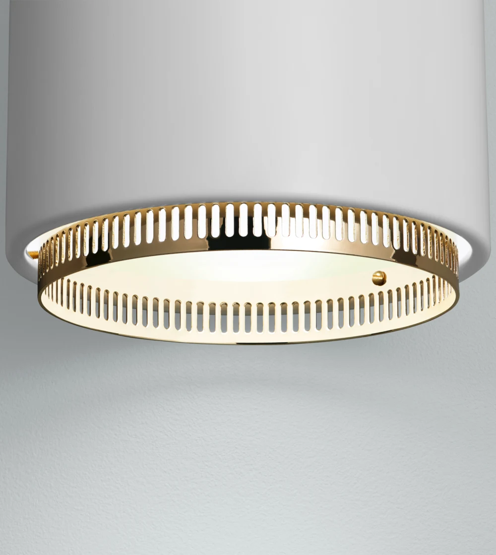lámpara colgante blanca Hand Grenade de Artek diseñada por Alvar Aalto con pantalla de acero y anillo de latón.