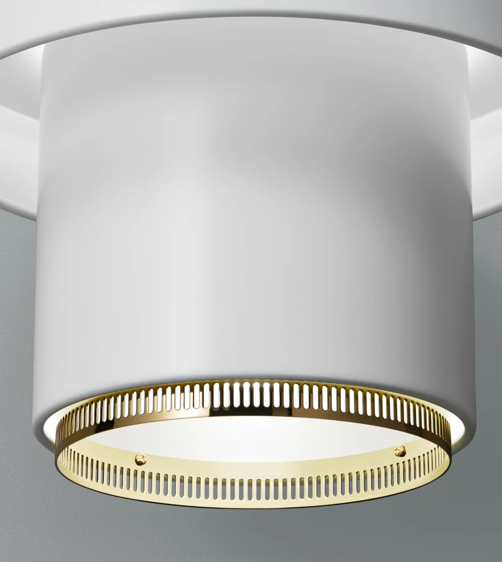 lámpara colgante A201 de Artek diseñada por Alvar Aalto con pantalla de acero y anillo perforado de latón.