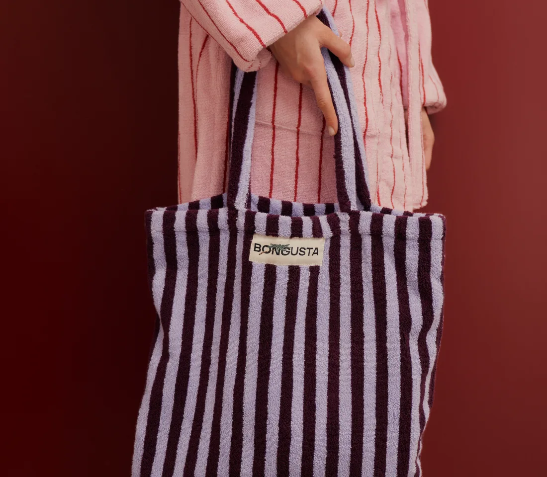 bolsos de playa y toallas de colores Bongusta