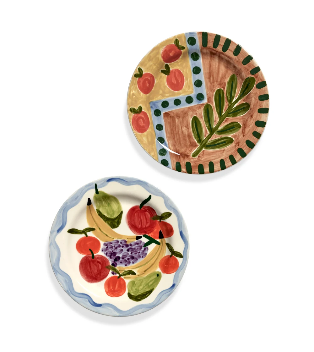 juego de platos pintados a mano Dljntlas de Serax con diseño floral tropical creado por Shirleey.