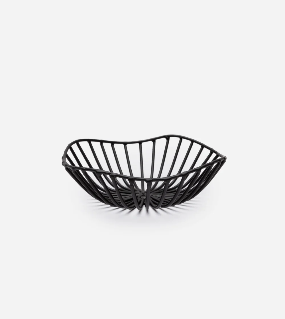 Cesta de pan Catu de Serax en metal negro, diseñada por Antonino Sciortino.