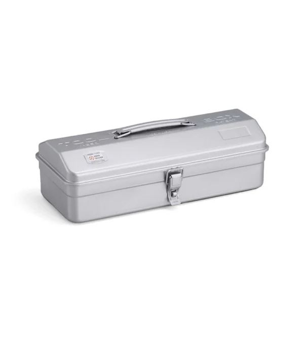 caja de herramientas de acero color plateado hecha en japón de toyo.