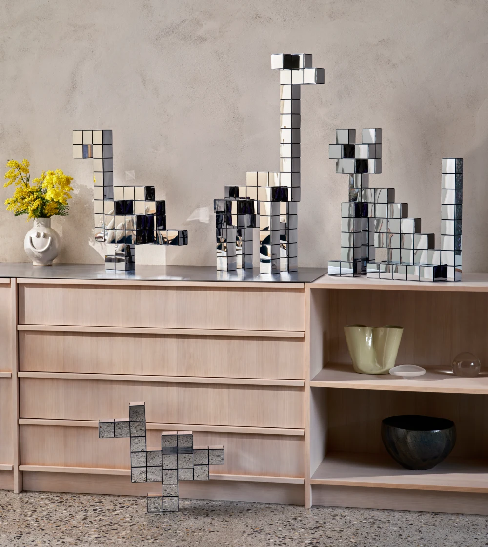 Panton Cubes Cat Chrome de Vitra con forma de gato