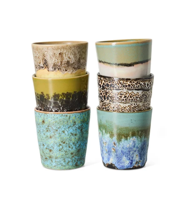 70s Ceramics Coffee Mugs Indulgence de HKLIVING, set de seis tazas de café de gres multicolor con esmalte reactivo.