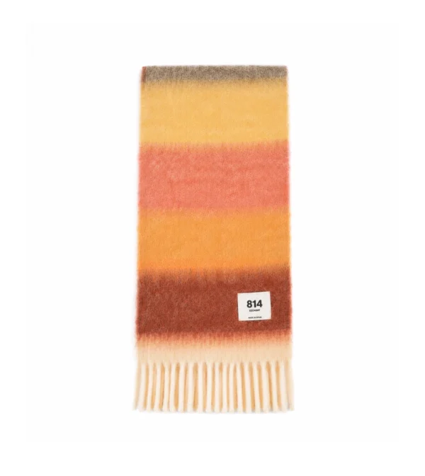 Bufanda Ezcaray modelo Matisse con franjas de colores fabricada en lana y mohair
