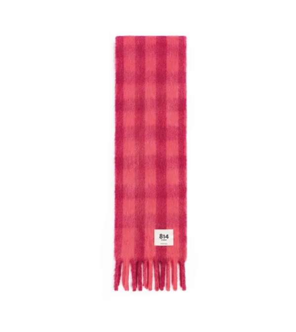 Bufanda Stripy Vichy de Ezcaray en mohair y lana, con estampado de cuadros bicolor en rosa y morado y flecos.