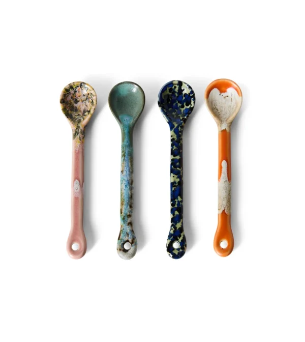 70s Ceramics Spoons M Joy de HKLIVING, set de cuatro cucharas de gres multicolor.
