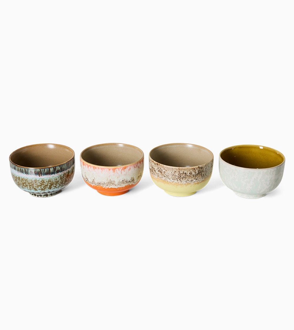 70s Ceramics Noodle Bowls Sunset de HKLIVING, set de cuatro cuencos de gres multicolor de 500 ml.
