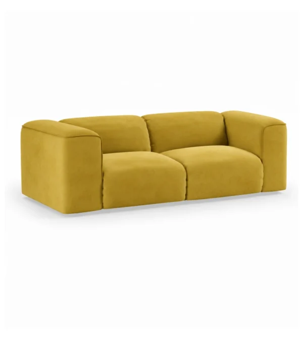 Sofá modular Flake de HKLIVING, ideal para crear una composición de sofá a medida con tapizado terciopelo color mostaza para salones modernos de diseño nórdico