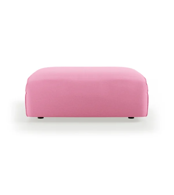 reposapiés del Sofá modular Flake de HKLIVING, ideal para crear una composición de sofá a medida con tapizado rosa para salones modernos de diseño nórdico