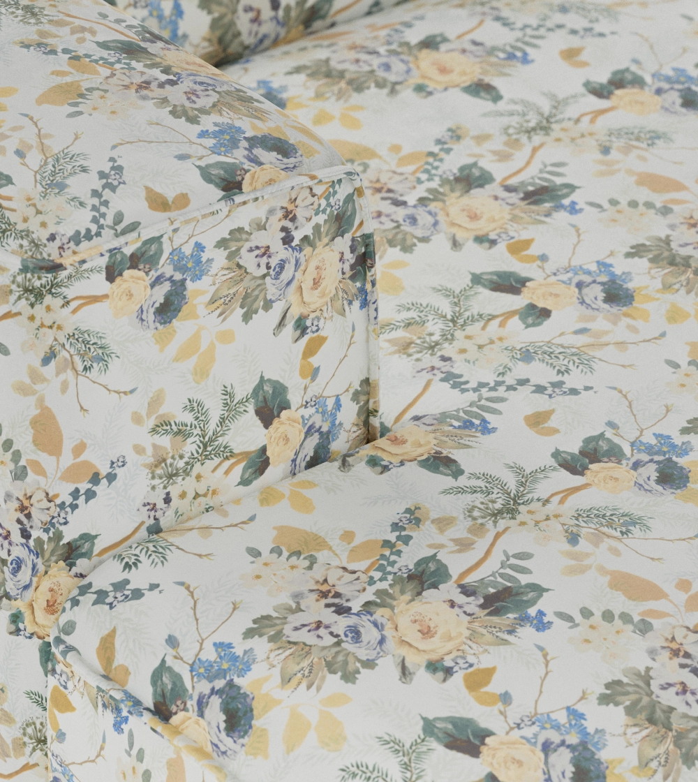 sofá modular Flake Divan Element Cotton Posy de HKLIVING, módulo diván de sofá modular con asiento extendido, respaldo envolvente y tapizado floral.