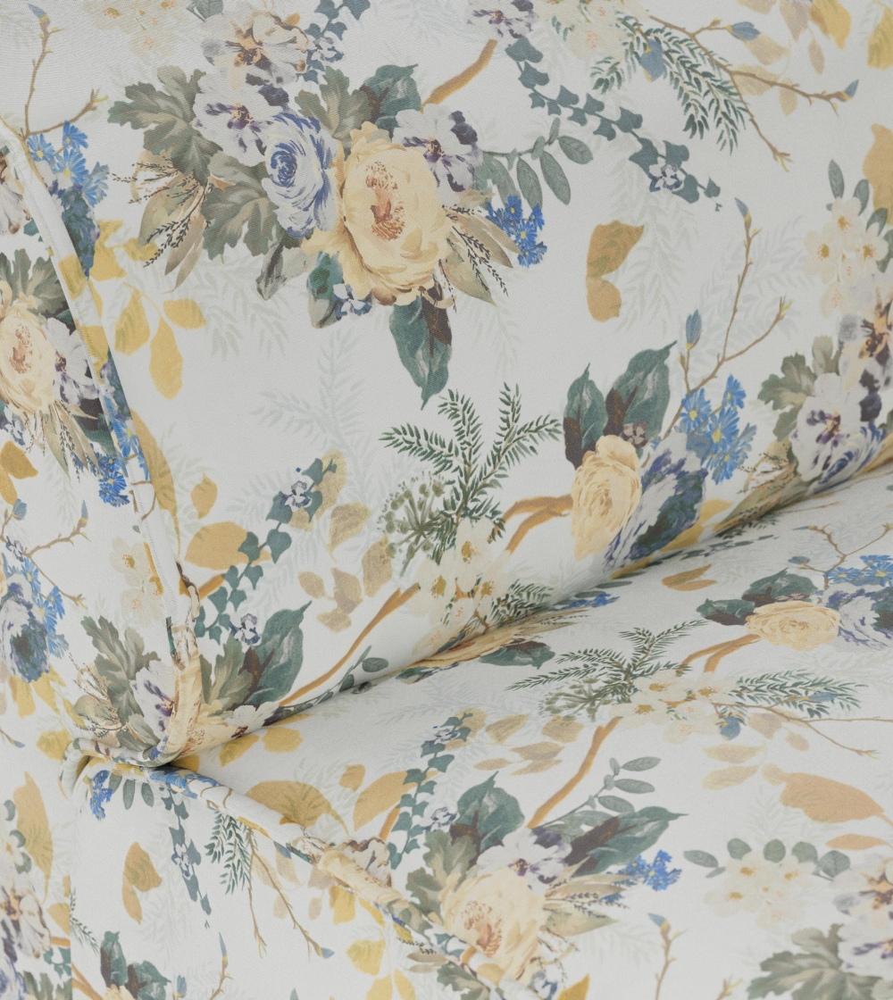 Sofá modular Flake de HKLIVING, módulo central con formas redondeadas y estampado de flores. Combínalo con otros elementos y crea tu propia composición.