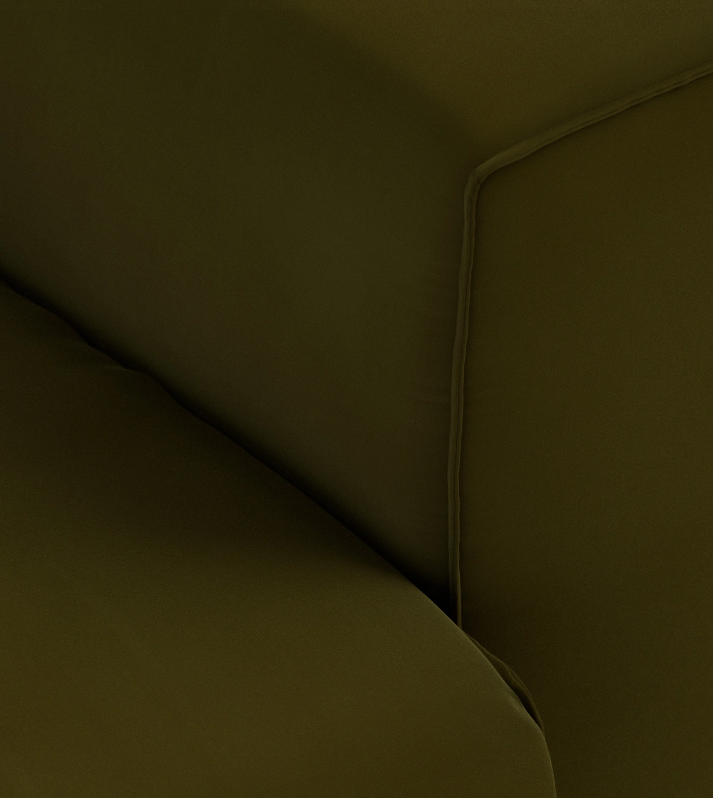 Sofá modular Flake de HKLIVING, ideal para crear una composición de sofá a medida con tapizado terciopelo verde oscuro para salones modernos de diseño nórdico