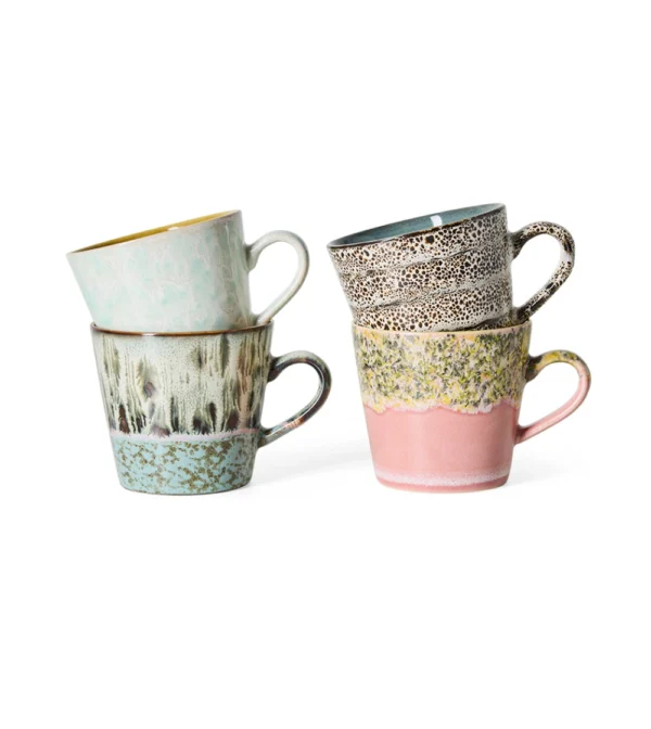70s Ceramics Cappuccino Mugs Me-Time de HKLIVING, set de cuatro tazas de cappuccino de gres multicolor.