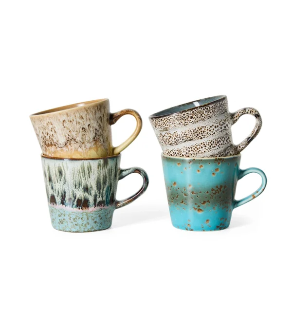 70s Ceramics Americano Mugs Lavish de HKLIVING, set de cuatro tazas de gres multicolor para café de 270 ml.