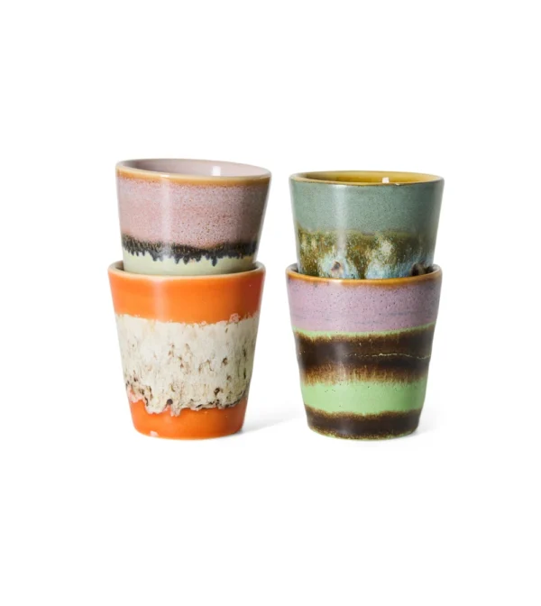 70s Ceramics Ristretto Mugs Nostalgia de HKLIVING, set de cuatro tazas pequeñas de gres con esmaltes de colores.