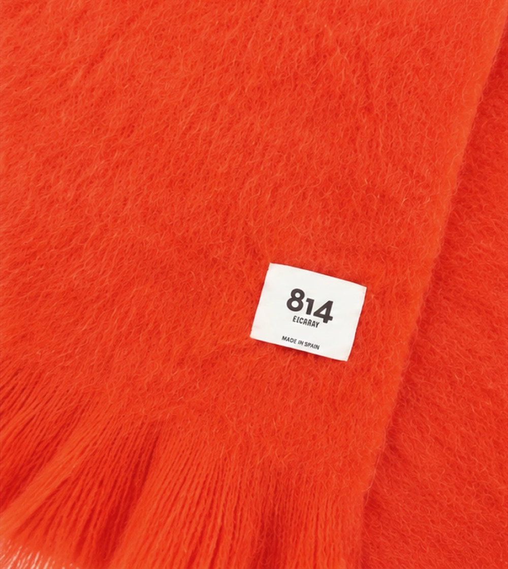 bufanda ezcaray ancha color naranja fabricada en lana y mohair.
