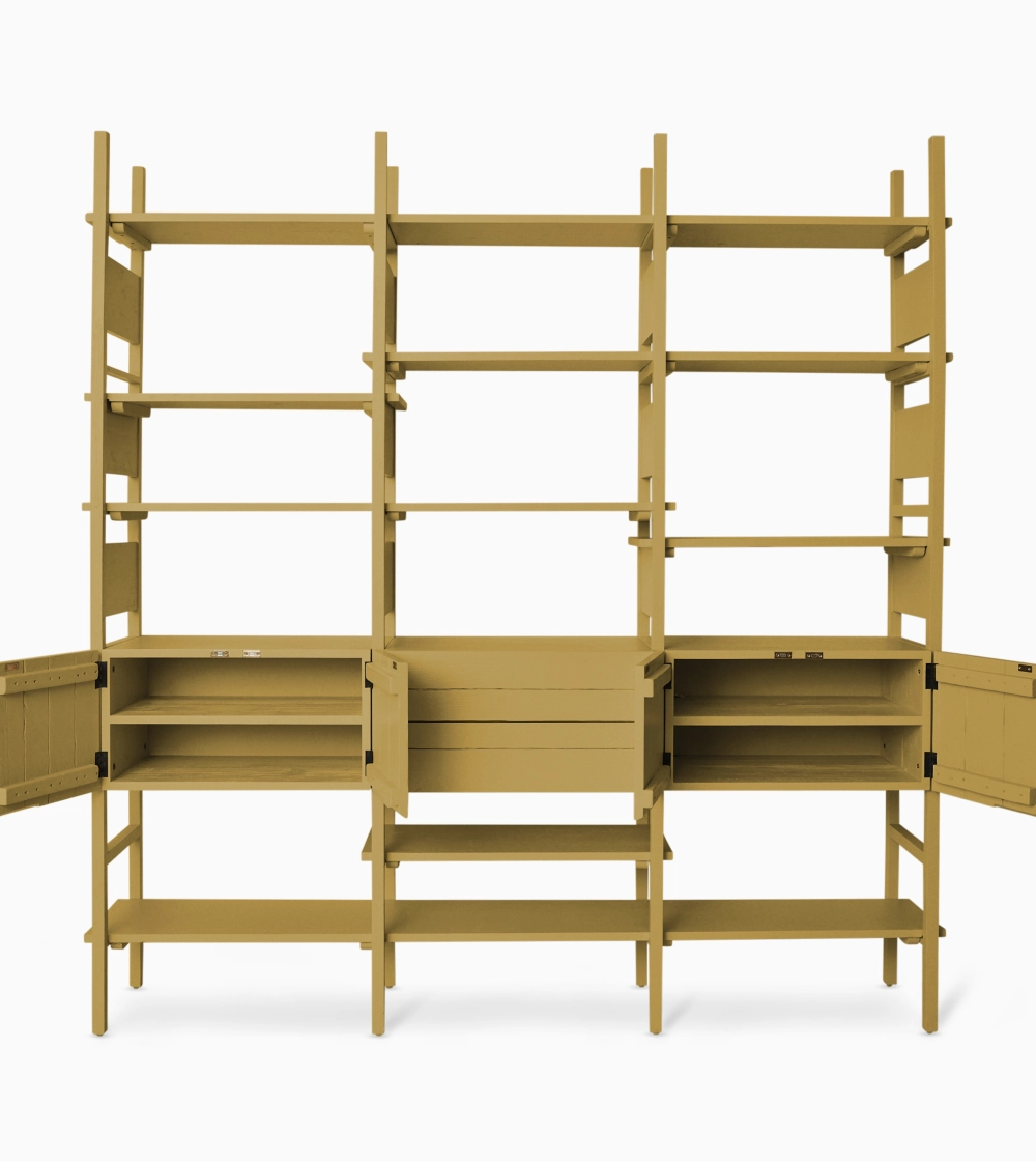 Raw Cabinet mustard de HKLIVING, estantería de madera en color mostaza con estantes abiertos y armarios.