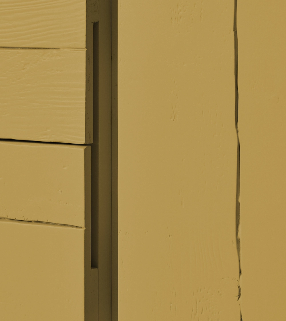 Raw Cabinet mustard de HKLIVING, estantería de madera en color mostaza con estantes abiertos y armarios.