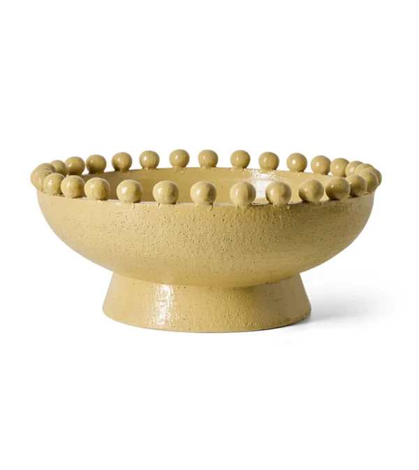 Robust Ceramic Bowl Mustard de HKLIVING, gran cuenco decorativo de loza mostaza con detalles de bolas cerámicas alrededor del borde.